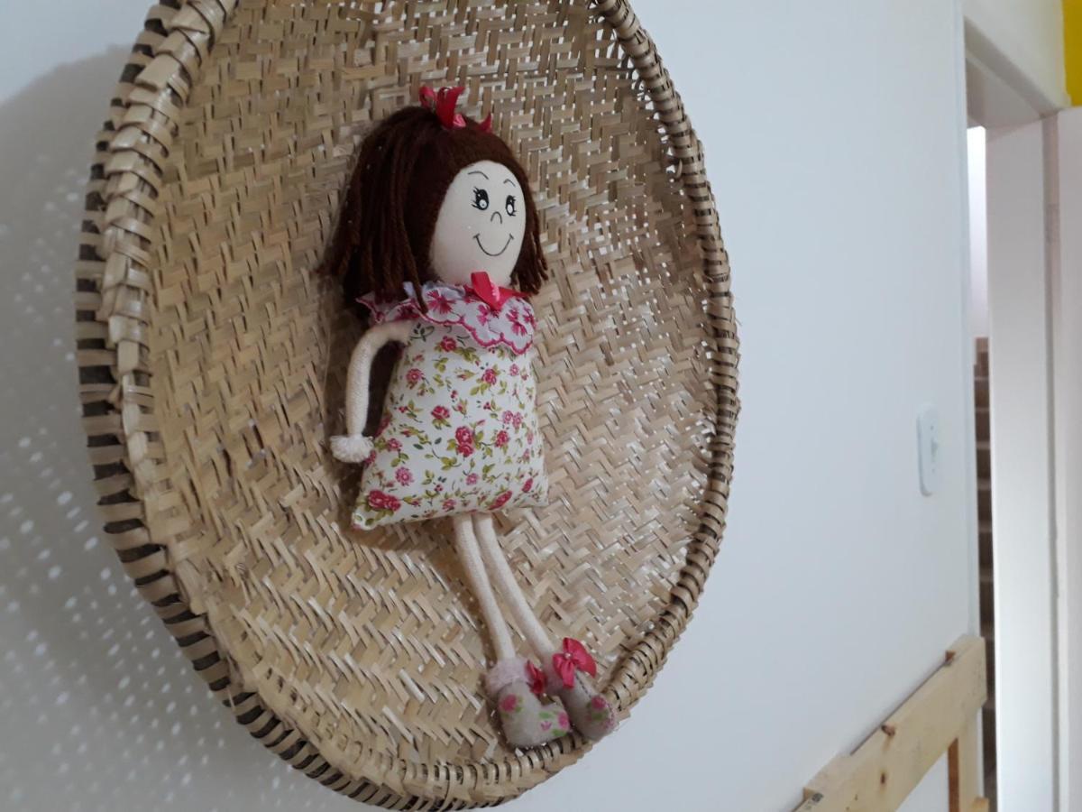 E Boneca De Pano